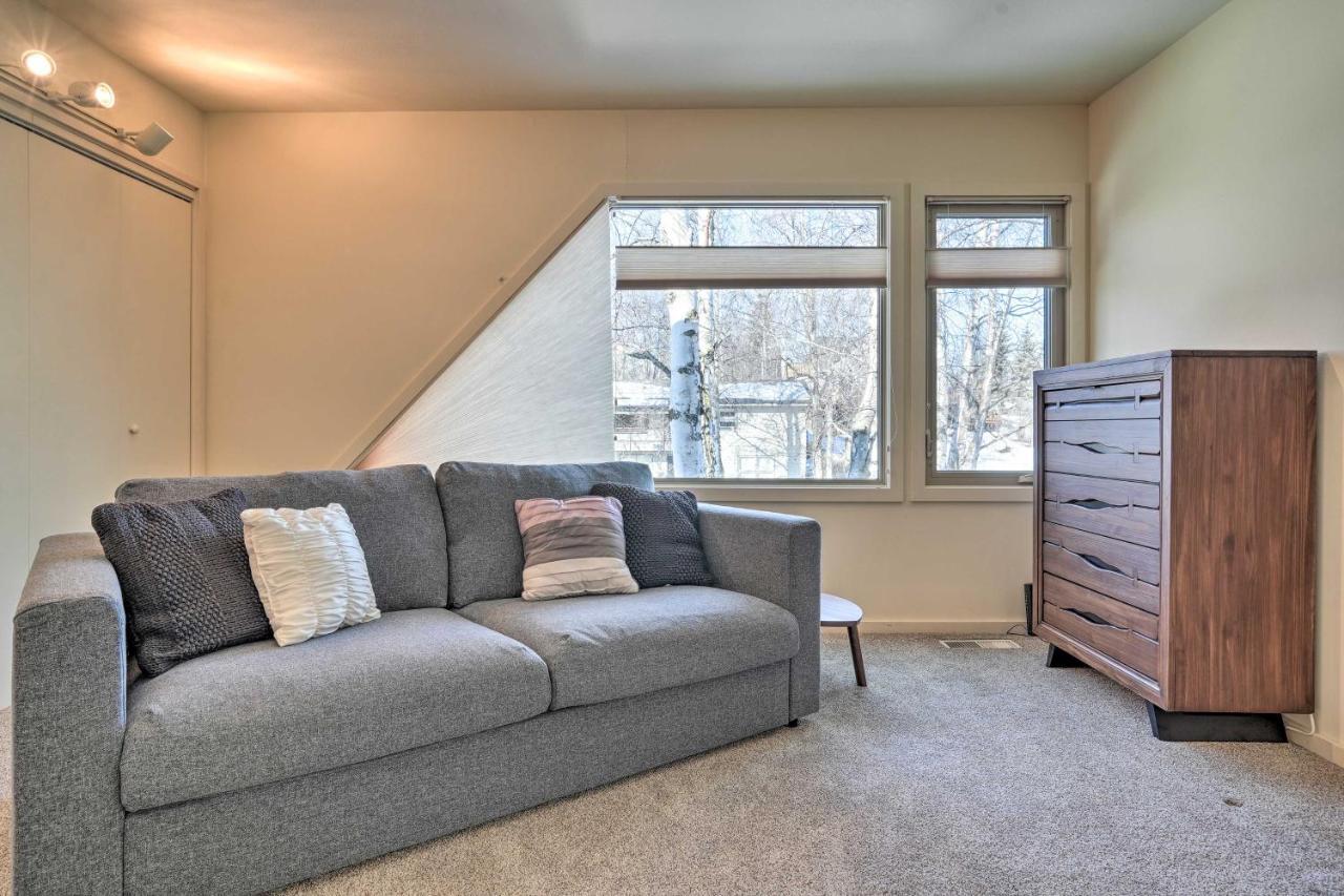 Cozy Anchorage Retreat - Near Hiking And Dtwn!ヴィラ エクステリア 写真
